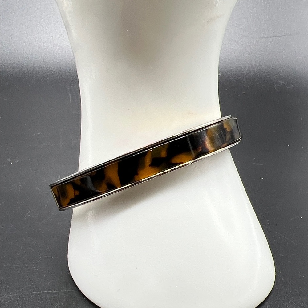 J.Crew Tortoiseshell Hinged Bangle Bracelet Gold Tone
